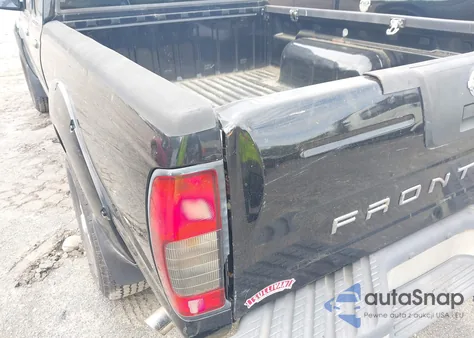 2002 Nissan Frontier Crew Cab Sc z USA, uszkodzony, nr VIN 1N6MD29Y62C385444